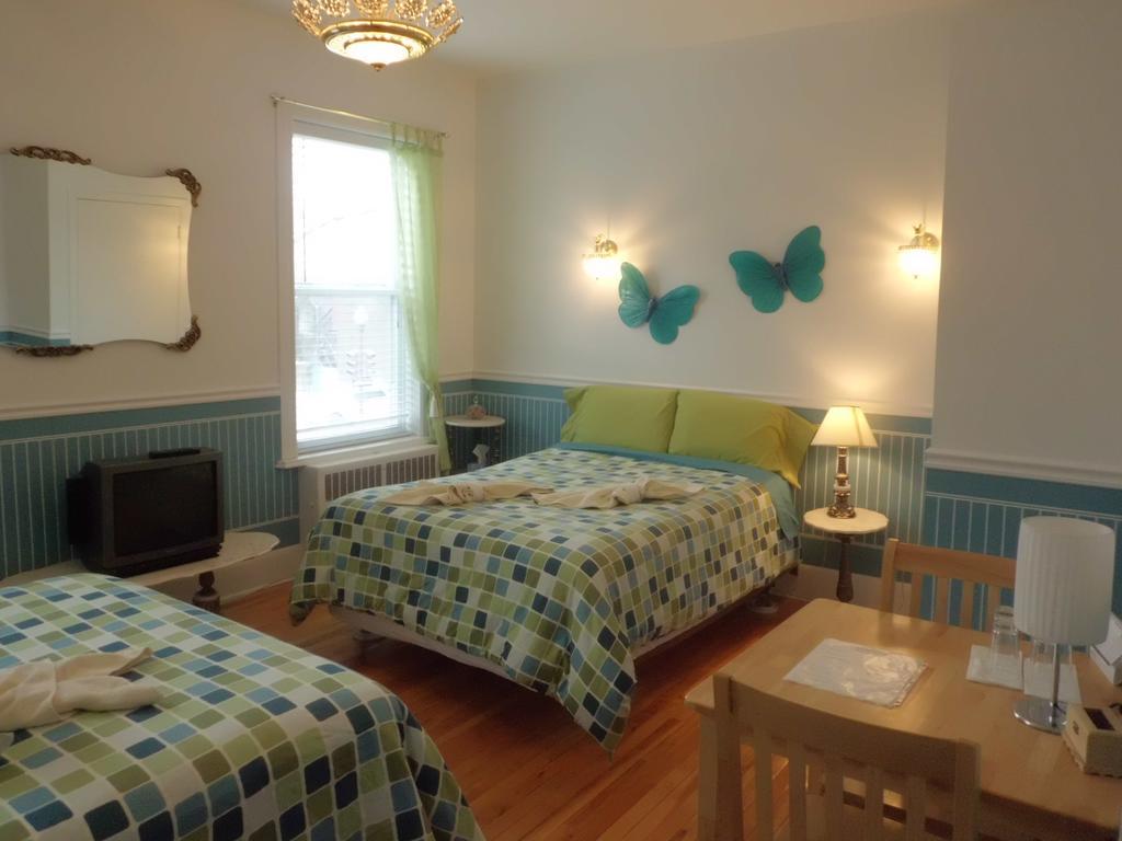 Couette & Cafe Bed & Breakfast Quebec City Bagian luar foto