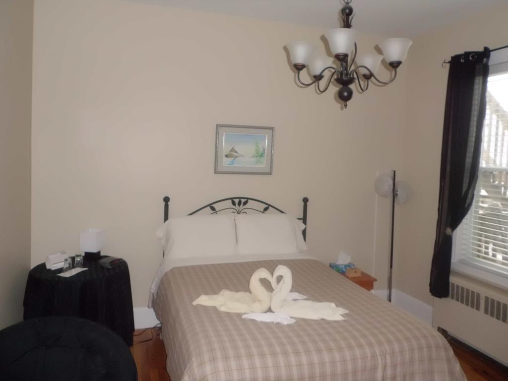 Couette & Cafe Bed & Breakfast Quebec City Bagian luar foto